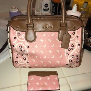 👜AUTHENTIC COACH PURSE AND WALLET😍